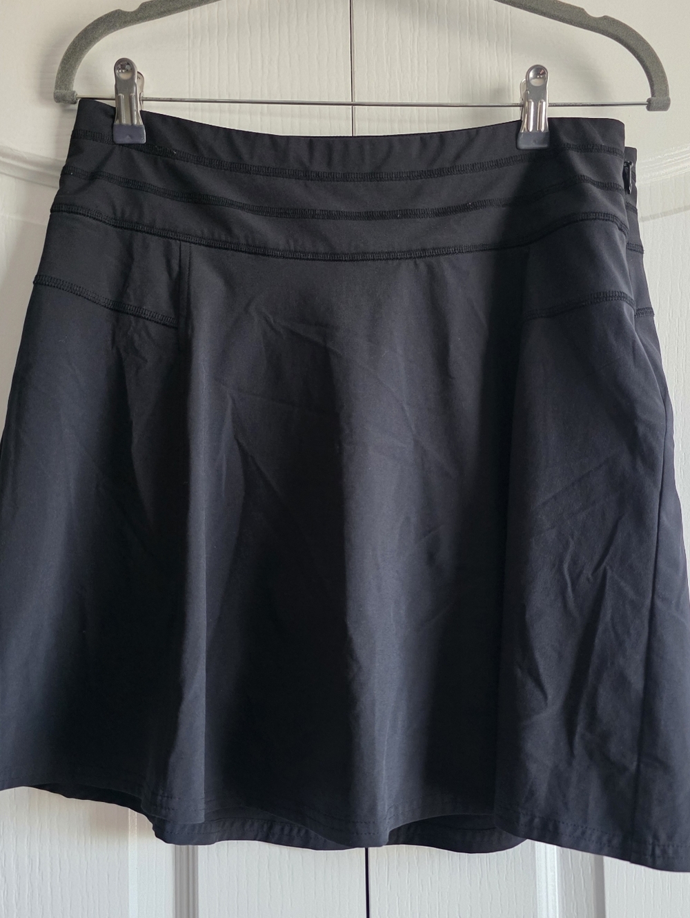 Athleta Womens Skort black size 8